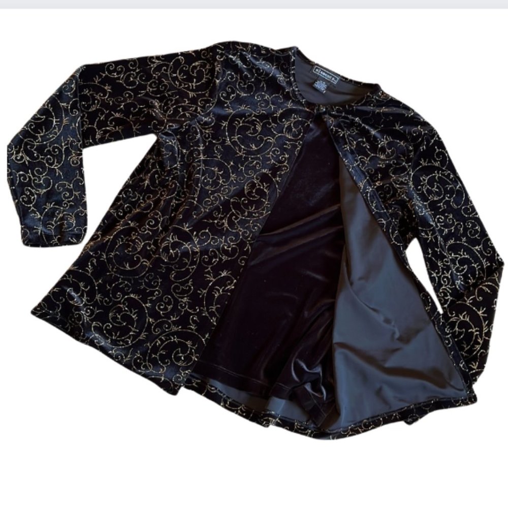 EUC Elementz Twofer black velvet top/sweater with metallic gold detail, size XL